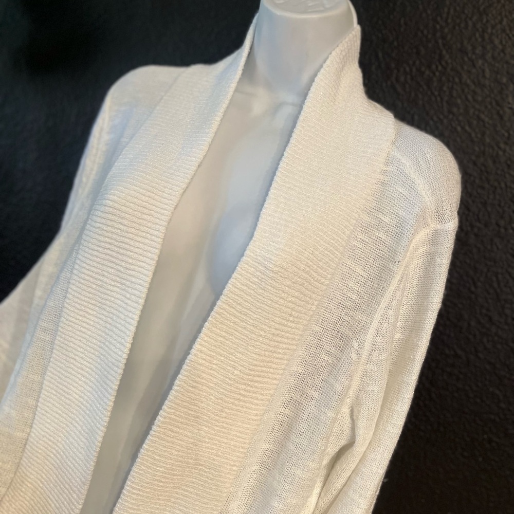 Lilly Pulitzer white Knit cardigan sweater - Picture 3 of 10